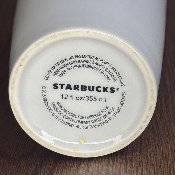 🔥🔥🔥Starbucks Classic White Tumbler with Dark Lid🔥🔥🔥 - Picture 3 of 12